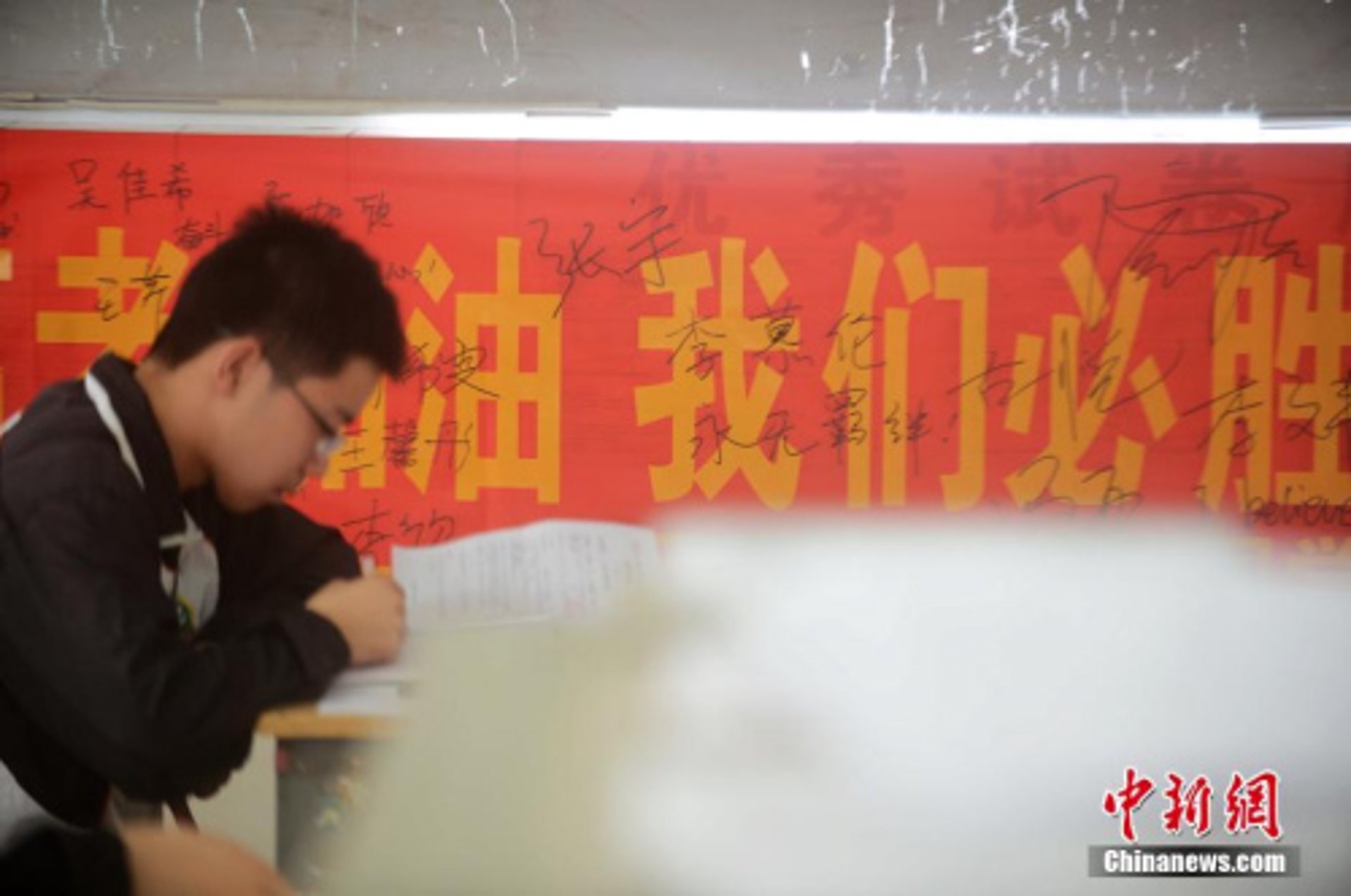 商务资讯:掌握行业风向标
